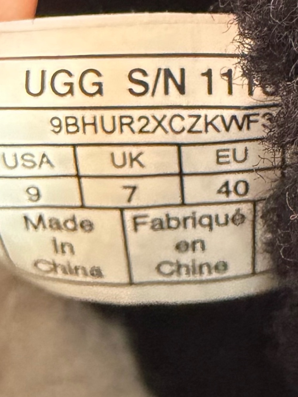 Ugg Women’s Classic Ultra Mini Boot in Black Size 9 - Picture 8 of 8